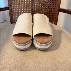 Toms Cream Slip-On Sandals